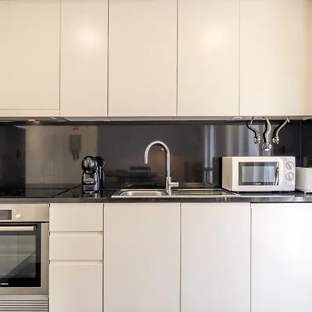 Lägenhet Guestready - Lisbon's Downtown Escape *