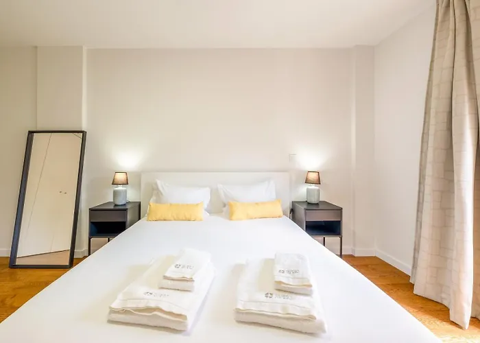 Apartamento Guestready - Lisbon's Downtown Escape *