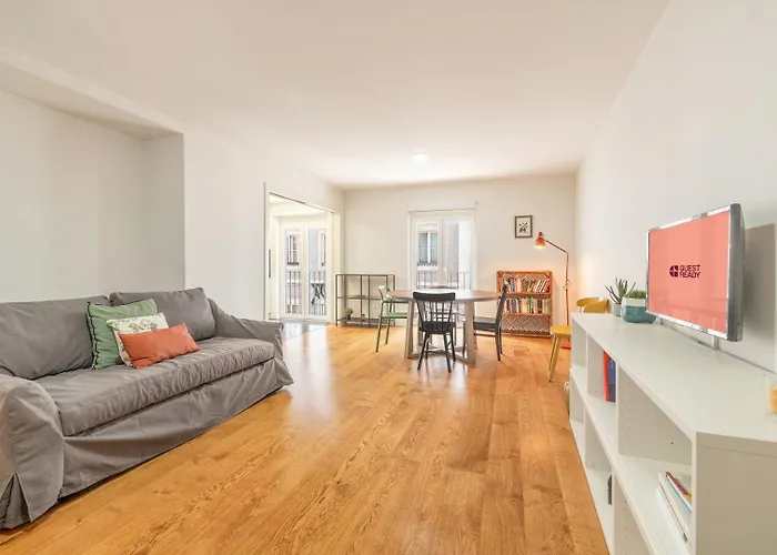 Apartamento Guestready - Lisbon's Downtown Escape *